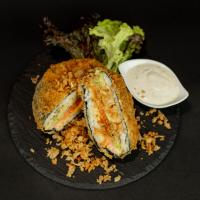 Burger z łososiem grillowanym